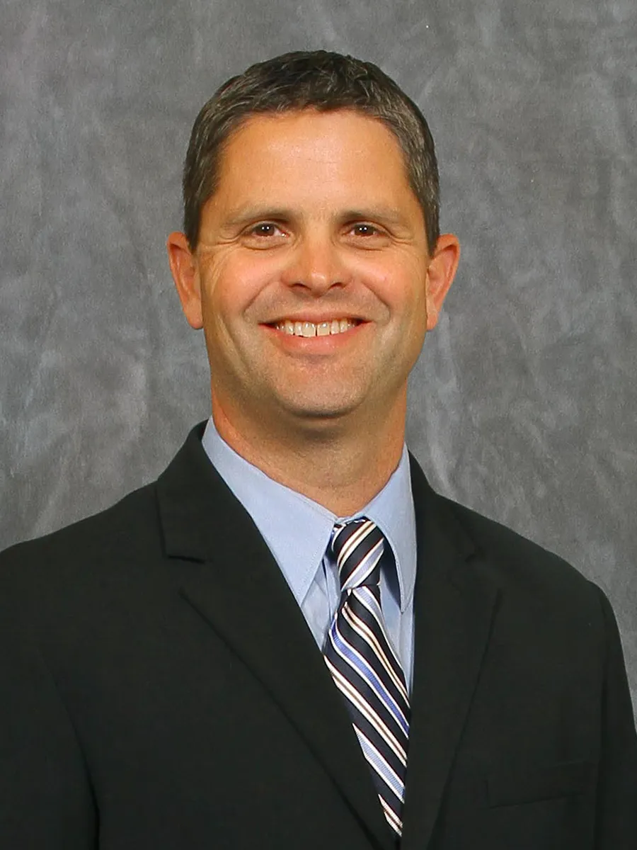 Dr. Christopher J Considine, MD - Waverly, IA - Podiatry