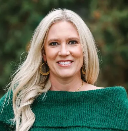 Megan Daniels, MSTOM, NCBAHM - WESTMONT, IL - Acupuncture, Massage Therapy