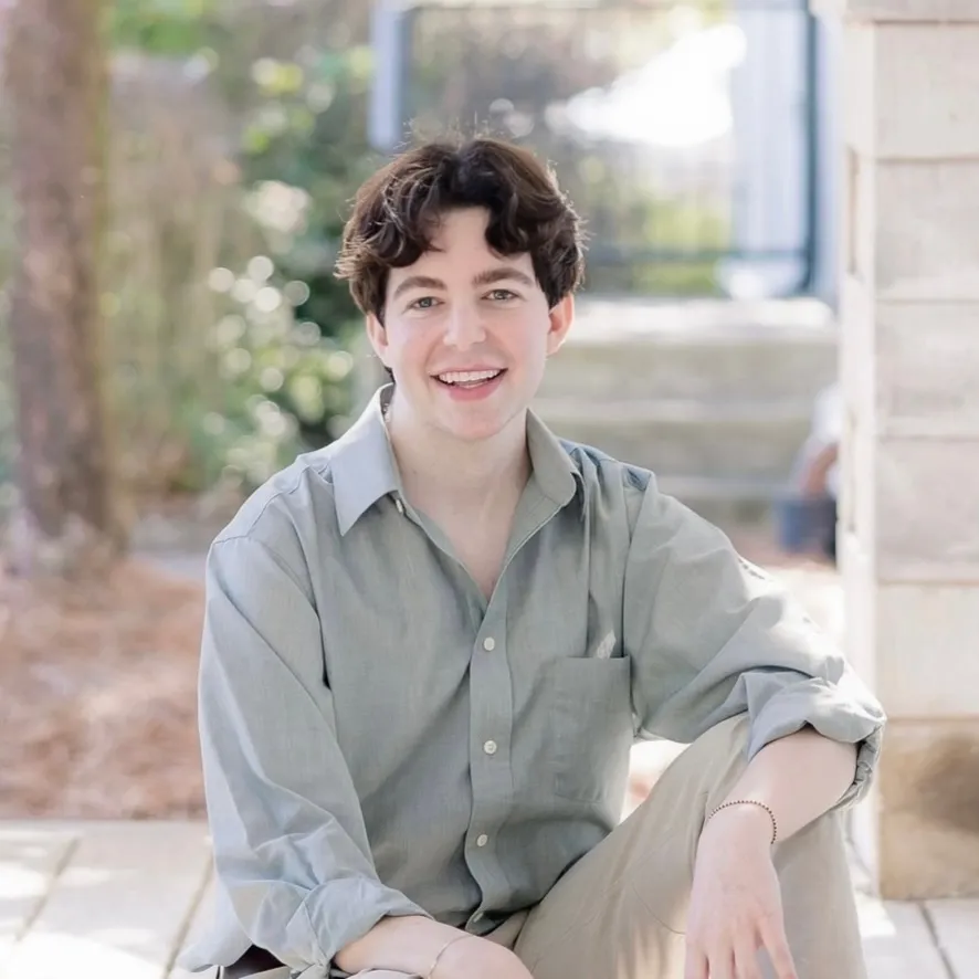 Dr. Austin Newcomb - CHICAGO, IL - Behavioral Health & Social Services, Mental Health Counseling