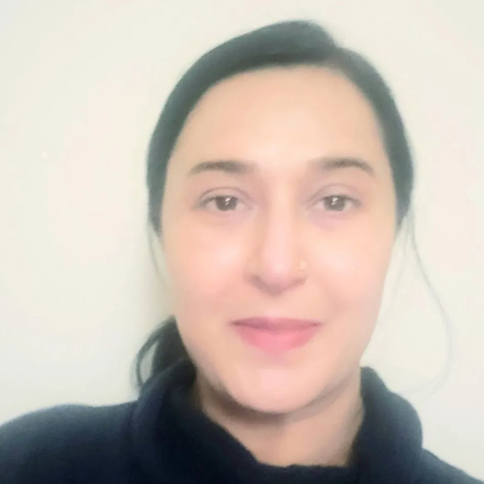 Dr. Aqsa Salman