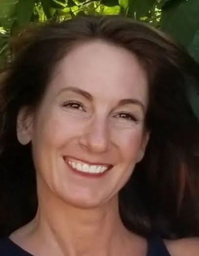 Amanda Regan