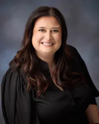 Dr. Lauren Regueyra, MD