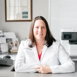 Dr Michelle Catenacci - Gurnee, IL - Reproductive Endocrinology, Obstetrics & Gynecology