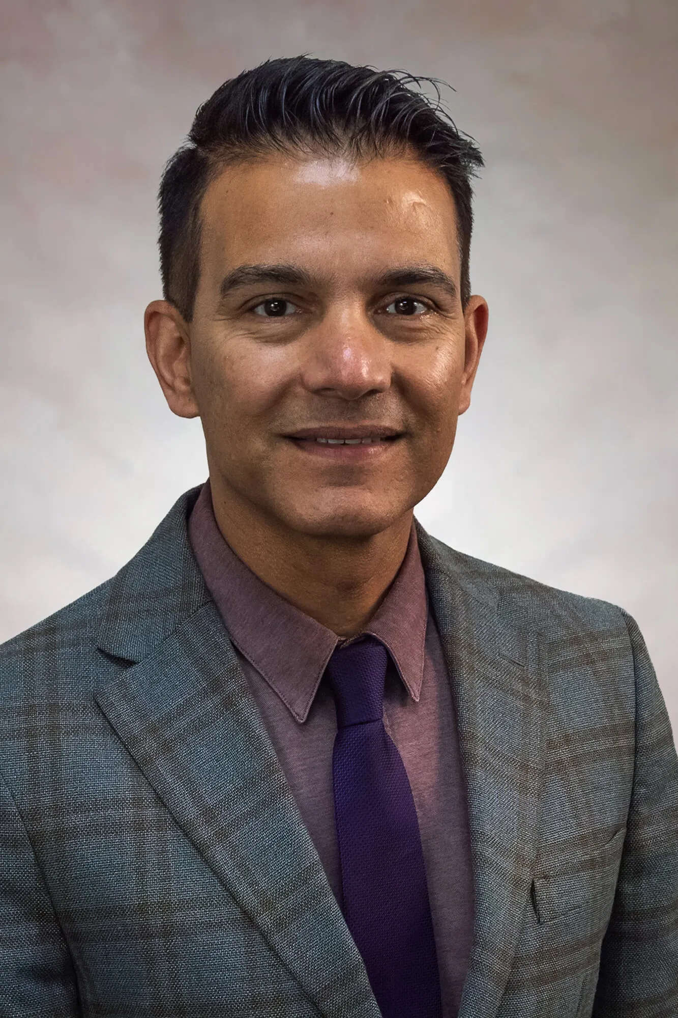 Dr. Shailendra Sharma, MD - Saint Johns, MI - Nephrology, Nephrologist