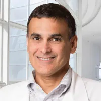 Dr. Andres Bhatia, MD - Gainesville, FL - Oncology