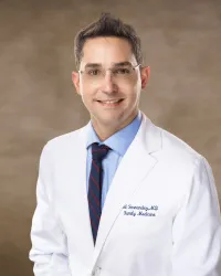 Dr. Gil Fernandez, MD - Lake Mills, WI - Family Medicine