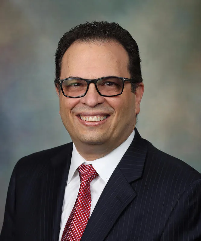 Dr. Hugo Vargas, MD - Phoenix, AZ - Gastroenterology, Gastroenterologist