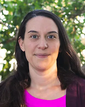Dr. Modjulie Moore - Chapel Hill, NC - Family Medicine