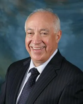 Dr. Byron A Santos-Flores, MD - Saint Louis, MO - Ophthalmology