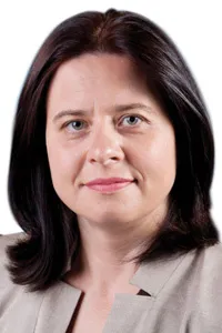 Dr. Magdalena Nowak, MD - Rockford, IL - Family Medicine