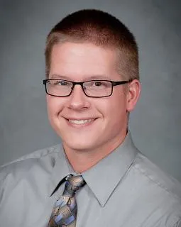 Dr. Caleb R Overpeck, MD - Daleville, IN - Family Medicine