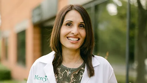 Dr. Hina Ghafoor, MD - Reisterstown, MD - Internal Medicine