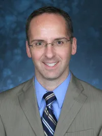 Dr. Bradley Scott Patterson - Covington, KY - Family Medicine