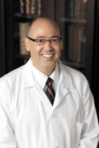 Dr. Carlos Dumois, MD - Winter Park, FL - Family Medicine