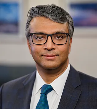 Dr. Omer J. Riaz, MD - Morristown, NJ - Vascular Surgery, Vascular Surgeon