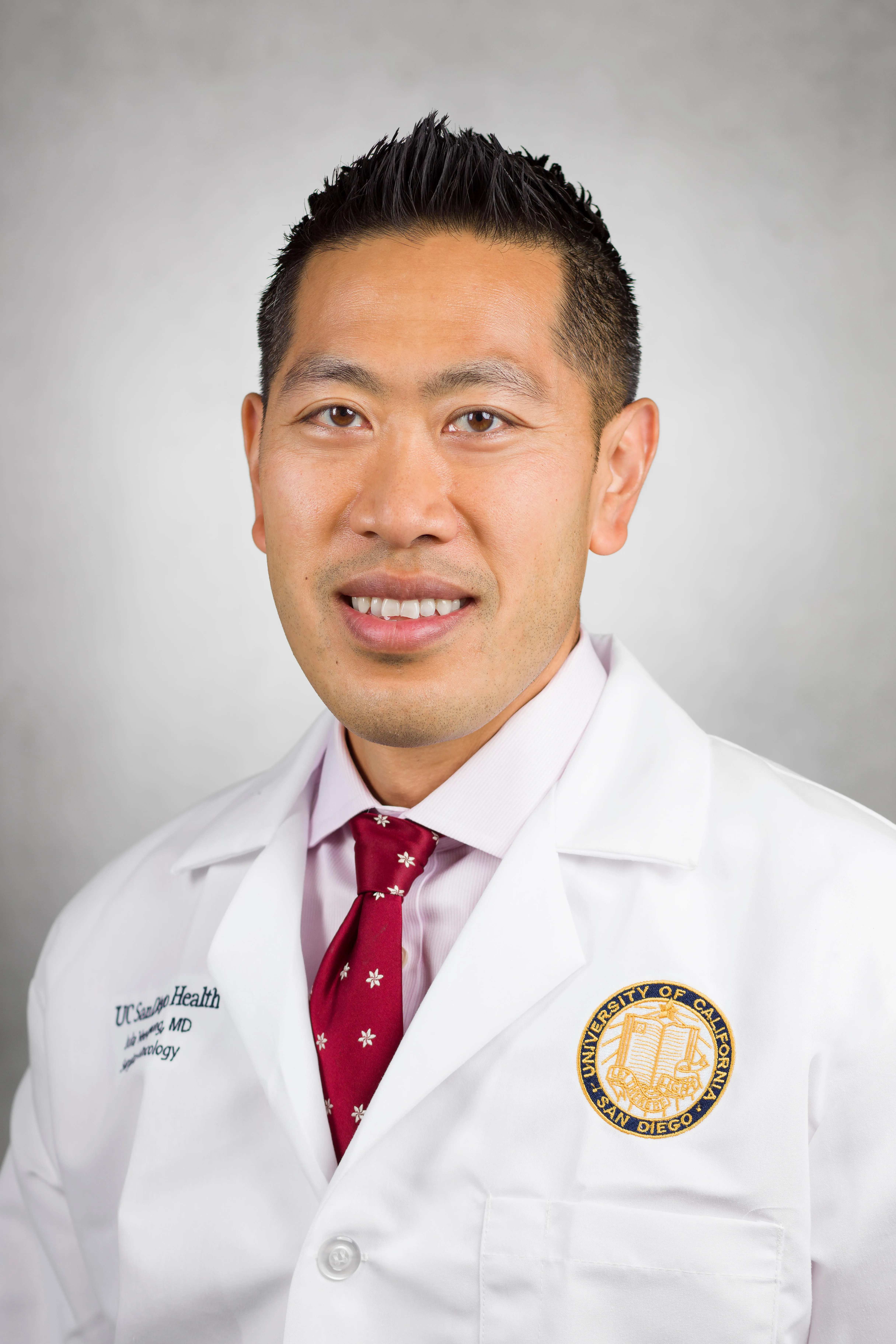 Dr. Jula Veerapong, MD - San Diego, CA - Surgery, General Surgeon, Oncologist