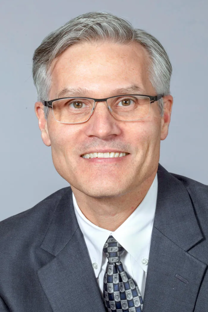 Dr. Robert R. Mayo, MD - Rochester, NY - Nephrology, Nephrologist