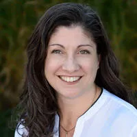 Dr. Kristen Gollnick, MD - Fishers, IN - Pediatrics, Internist/pediatrician