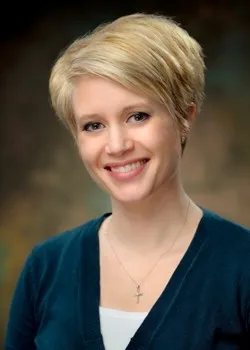 Dr. Hailey Hall - Houston, TX - Obstetrics & Gynecology, Gynecologist