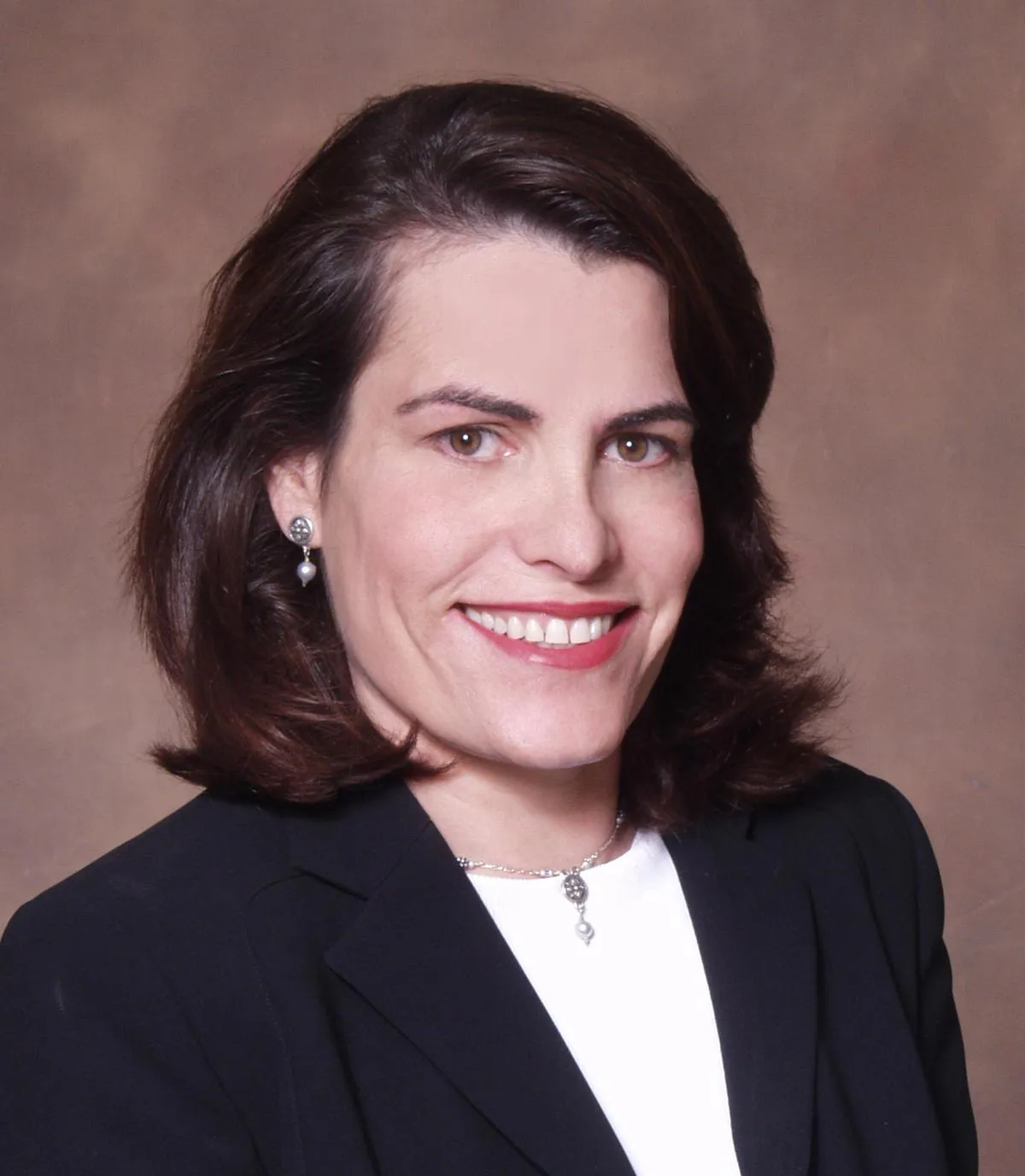 Dr. Virginia Ann Bringaze, MD - Baton Rouge, LA - Otolaryngology-Head & Neck Surgery