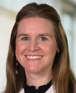 Dr. Lindsay C Resenhoeft, APN