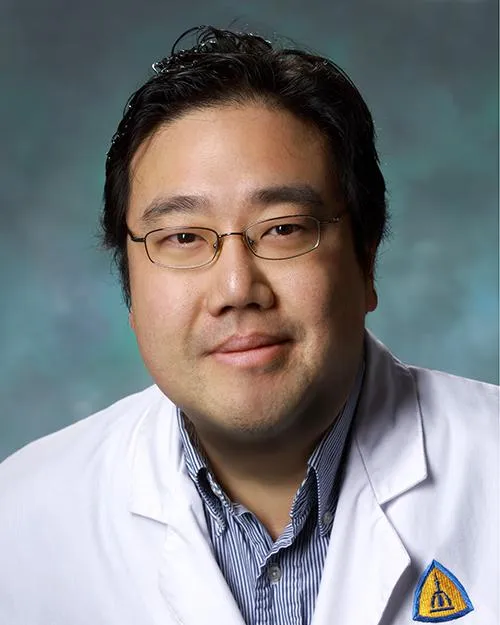 Dr. Danny Eugene Lee, MD - Odenton, MD - Internal Medicine