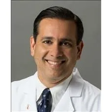 Dr. Antonio Ucar, MD - Miami, FL - Oncology, Oncologist