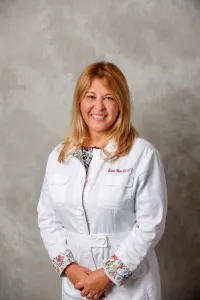 Dr. Melanie Albors Mora, MD - Orlando, FL - Internal Medicine