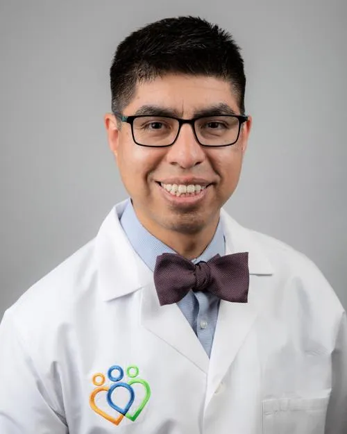 Dr. Alejandro Perez, MD - Tigard, OR - Internal Medicine