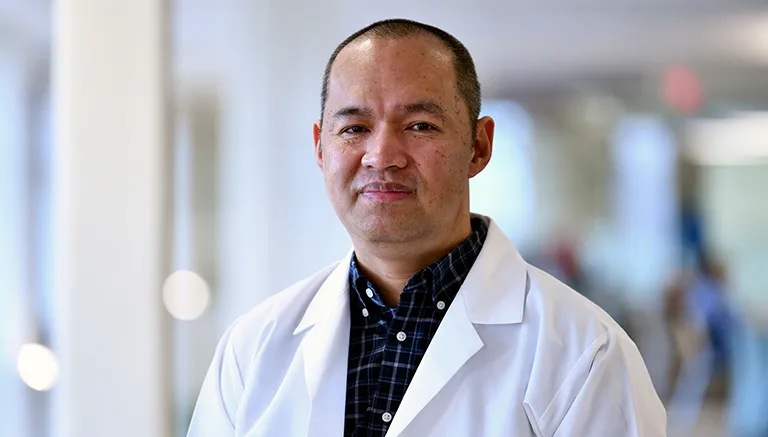Dr. Eric Bantayan Ranon - Rogers, AR - Internal Medicine