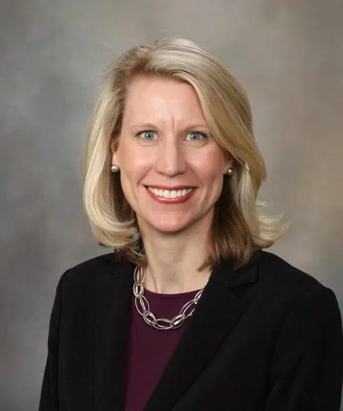 Dr. Carrie Schinstock, MD - Rochester, MN - Nephrology, Nephrologist