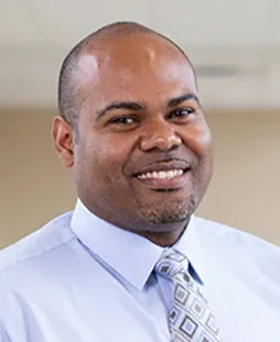 Dr. Robert B Macnack, MD - New Glarus, WI - Family Medicine