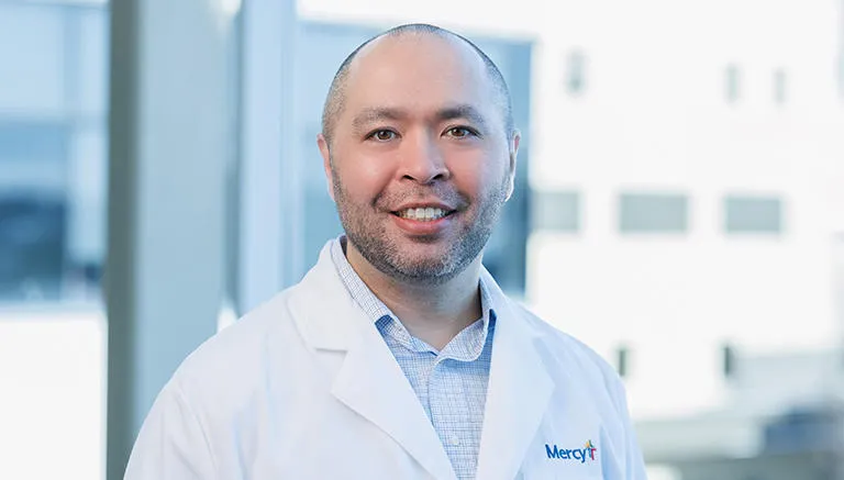 Dr. Justin Hoang Huynh - Saint Louis, MO - Internal Medicine