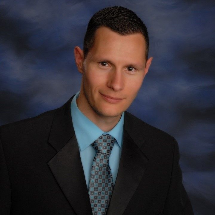 Dr. Kerent Dominique Pihl, DO - Wyoming, MI - Surgery