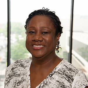 Dr. Deslyn Sharon Browne - Elgin, IL - Obstetrics & Gynecology