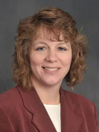 Dr. Elizabeth Hoffman, MD - Sylvania, OH - Internal Medicine