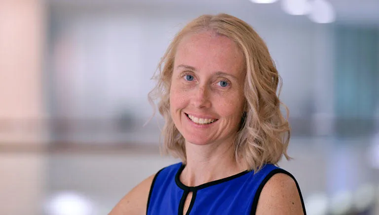 Dr. Alison Leigh Hood Kirar, MD - Springfield, MO - Optometry