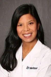 Dr. Julie Lew, MD - Gallipolis, OH - Ophthalmology
