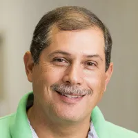 Dr. Vincent Calderon Jr, MD - Little Rock, AR - Pediatrics