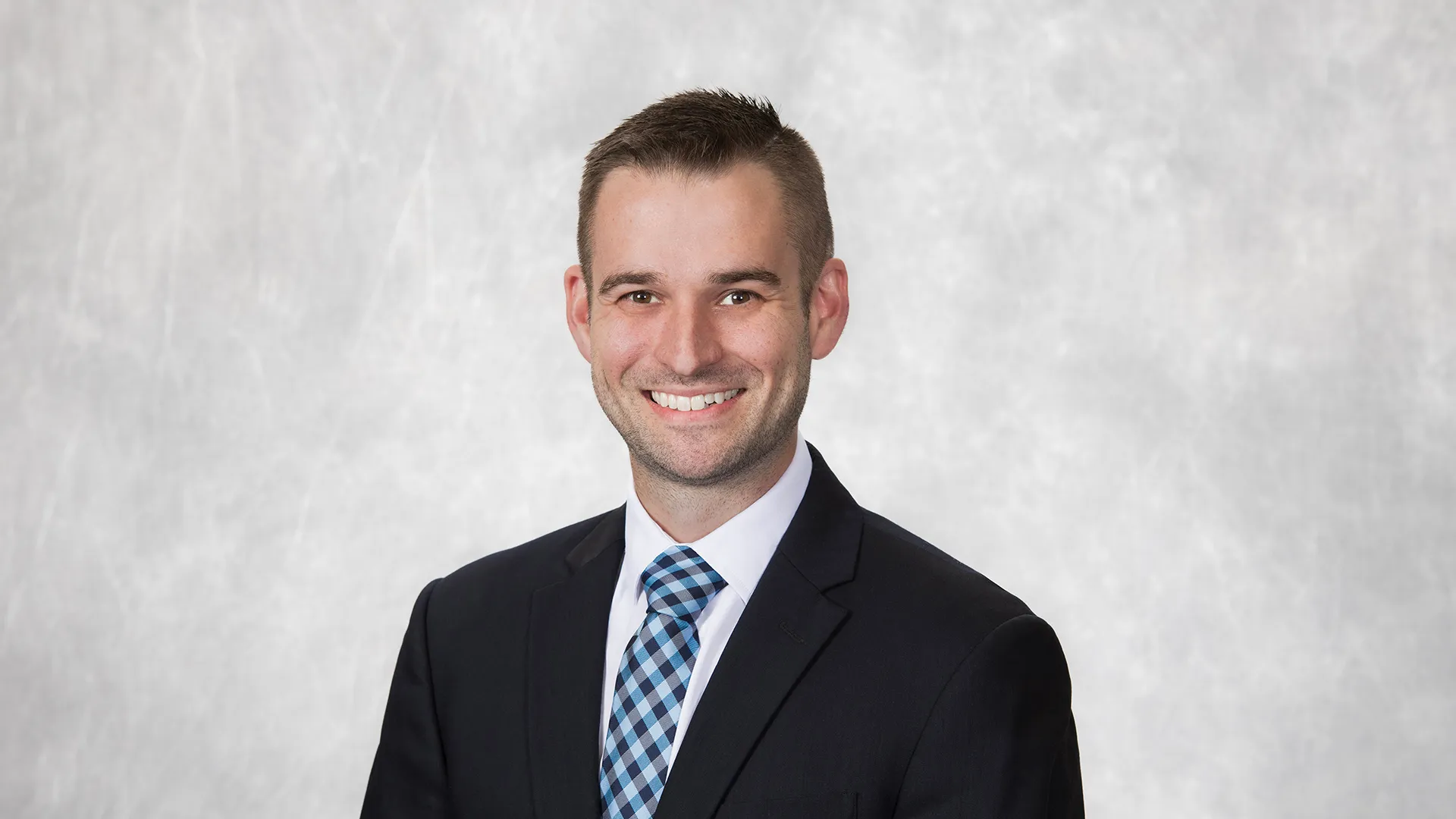 Dr. Lucas Stowers, MD - Peoria, AZ - Orthopedic Surgery, General Orthopedics, Sport Medicine Specialist