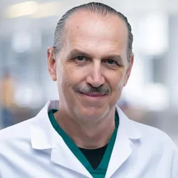 Dr. Agustin Escalante, MD - San Antonio, TX - Rheumatology, Internal Medicine, Rheumatologist