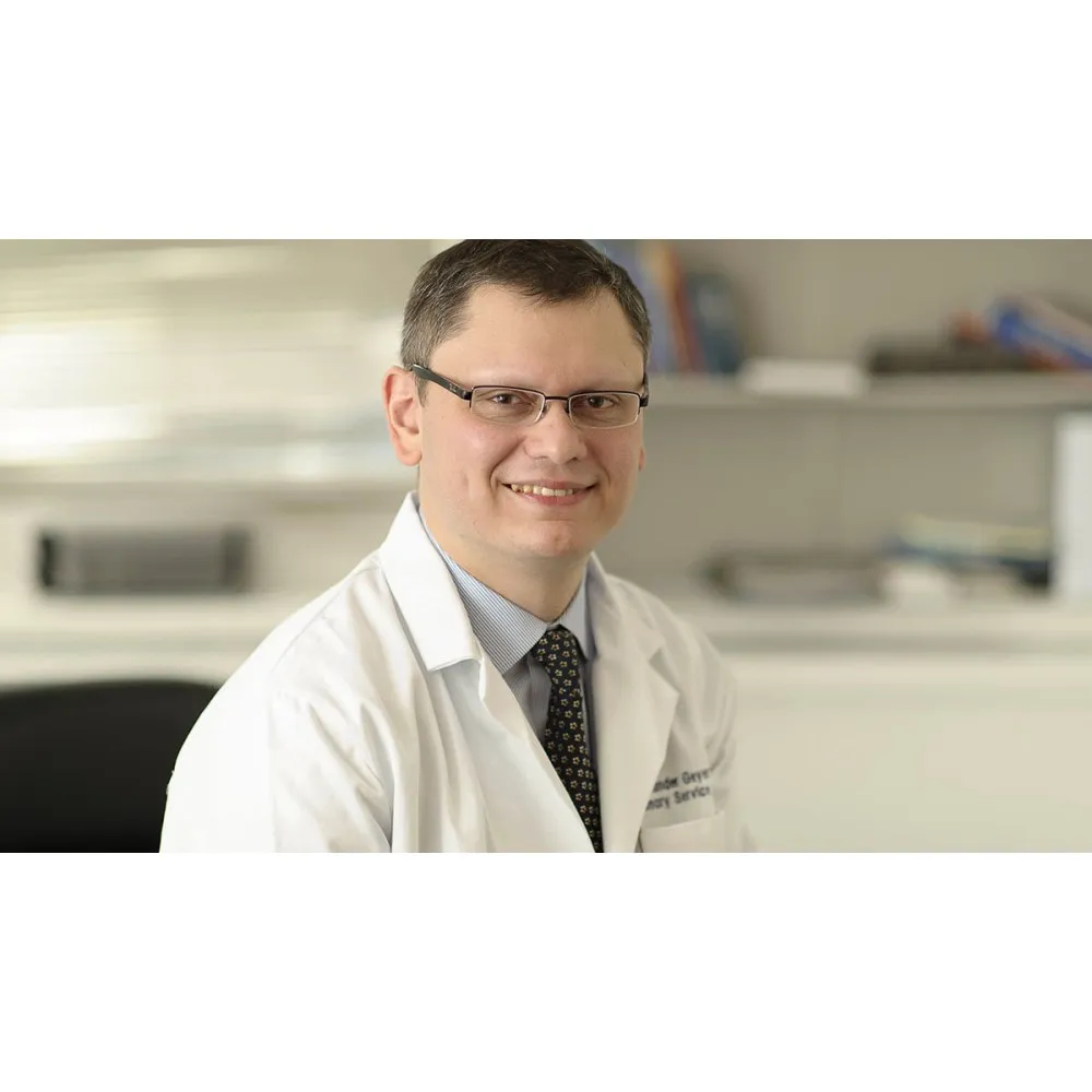 Dr. Alexander Iosif Geyer, MD - New York, NY - Critical Care Medicine, Internal Medicine, Pulmonology