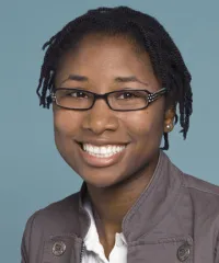 Dr. Kieu Lashanya Smith, MD - Washington, DC - Obstetrics & Gynecology