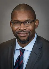 Dr. Hayden Jared Spencer, MD - Bay Shore, NY - Trauma Surgery, Critical Care Specialist, General Surgeon, Trauma Surgeon