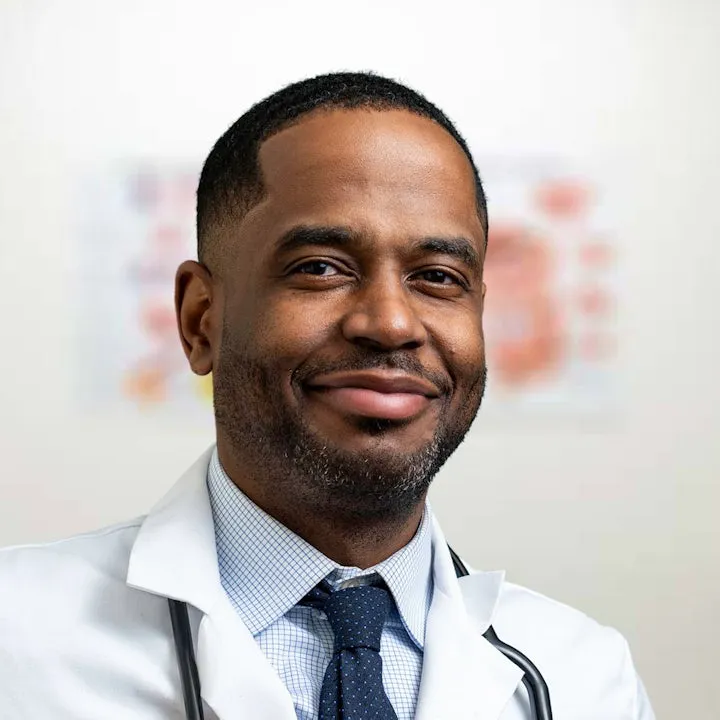 Dr. Jamal R Ross, MD - Chicago, IL - Pediatrics, Hospital Medicine, Internal Medicine