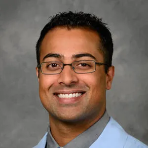 Dr. Manoj P. Kalayil, MD - Winfield, IL - Anesthesiology, Anesthesiologist, Critical Care Specialist