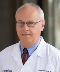 Dr. Tihomir Stefanec, MD - Bronx, NY - Internal Medicine