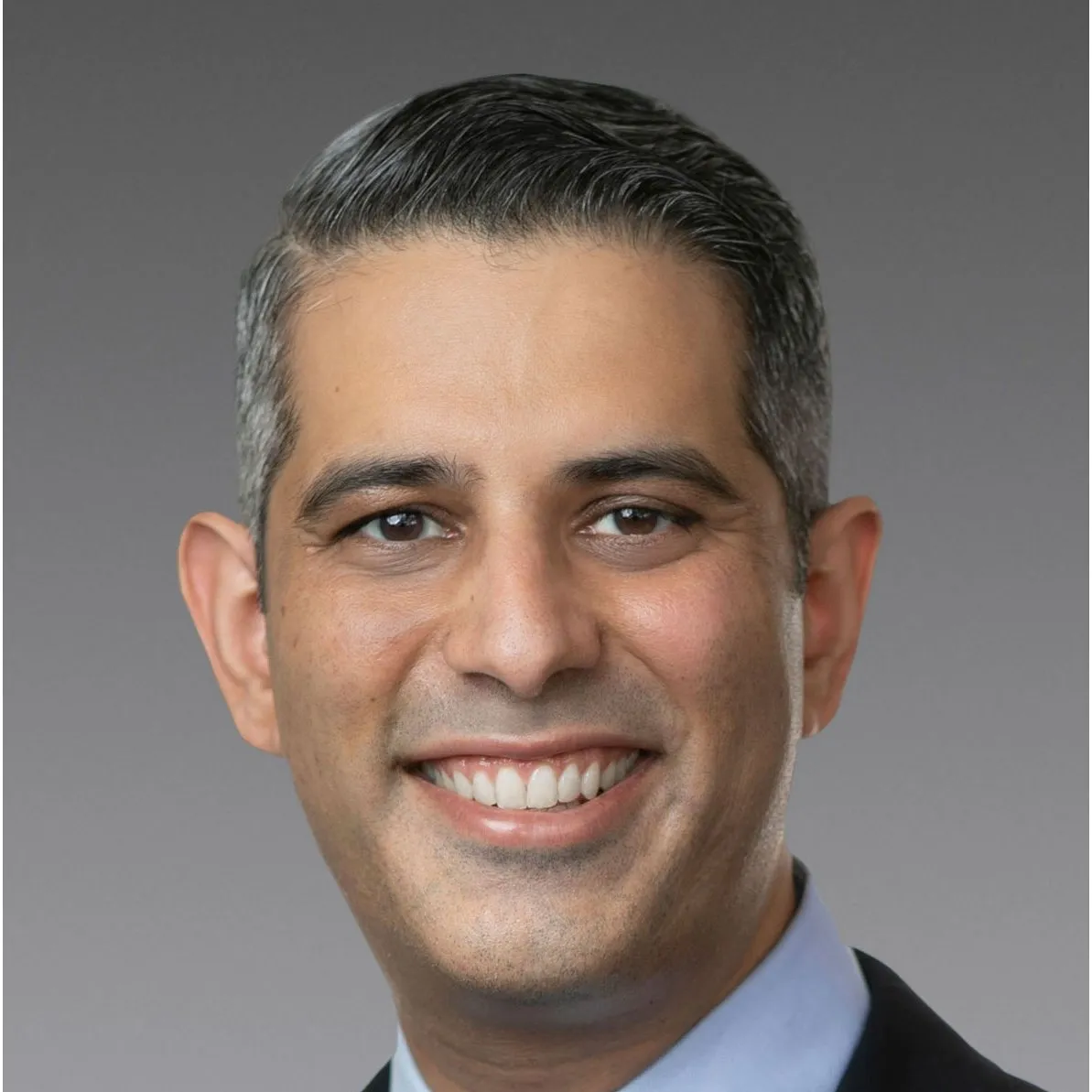 Dr. Noor Ahmad, MD - New York, NY - Vascular & Interventional Radiology, Diagnostic Radiology, Internal Medicine