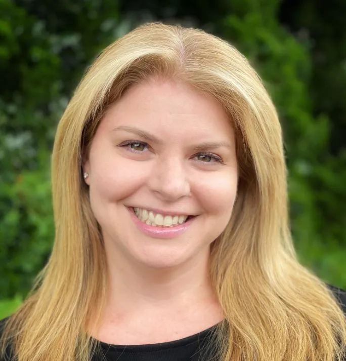 Dr Mariel Brooke Deutsch, MD - Merrick, NY - Neurology
