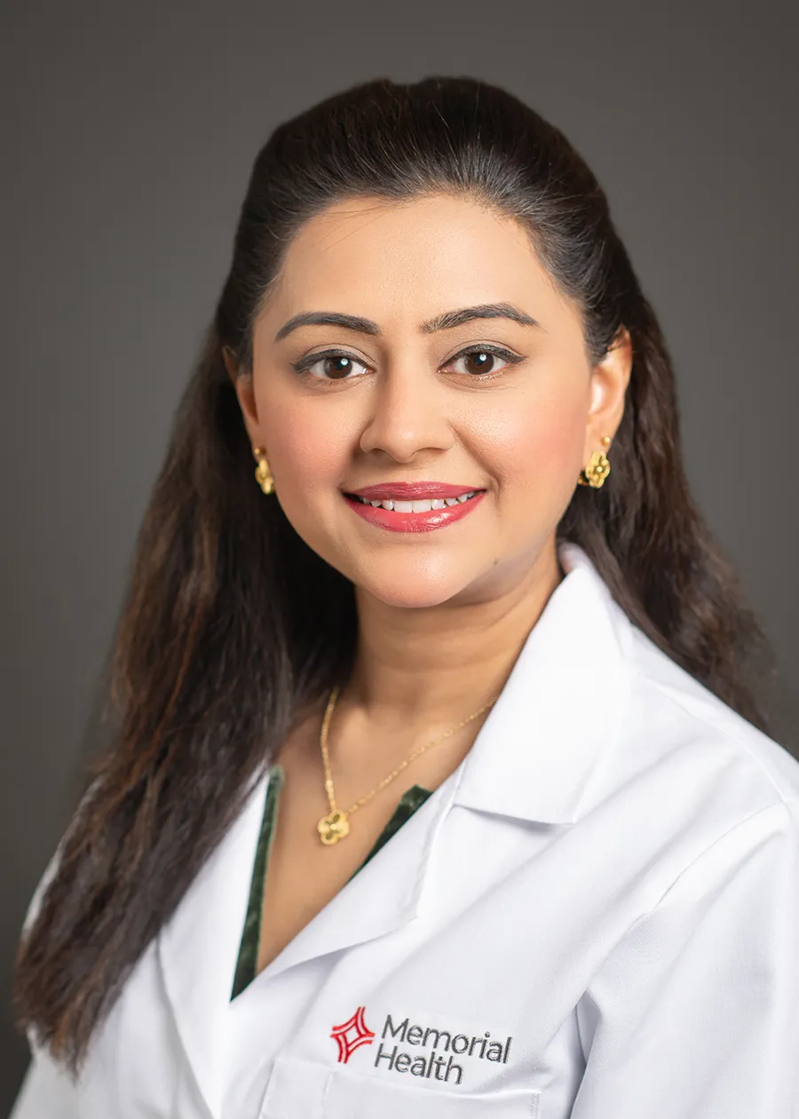 Dr. Ayesha Qadir, MD - Springfield, IL - Internal Medicine